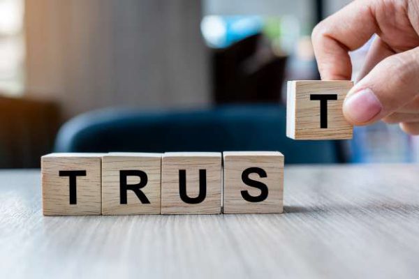 چطور اعتماد مشتری را جلب کنیم؟
